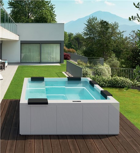 Minipiscine - Ghost MAYA 2